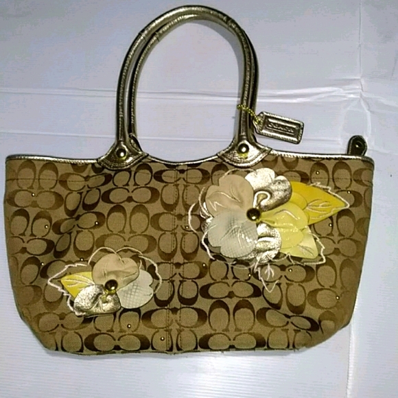 Coach Handbags - Coach Poppy Bleeker floral tote bag purse flowers